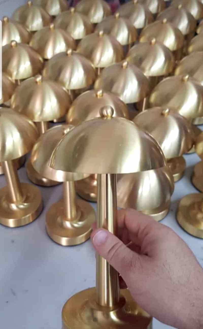 gold şarzlı masa lambası