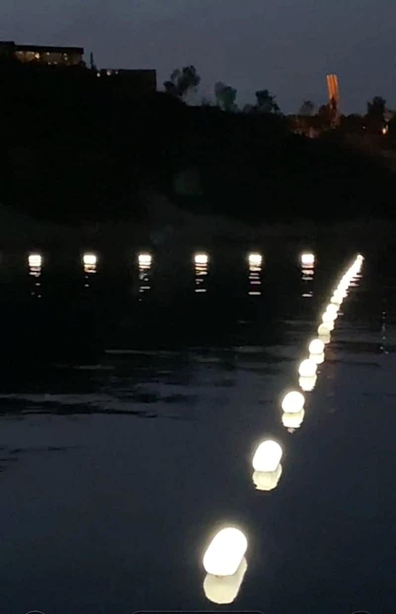 Ledli şamandıra